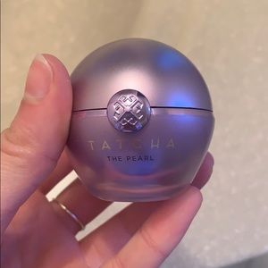 Tatcha the pearl concealer